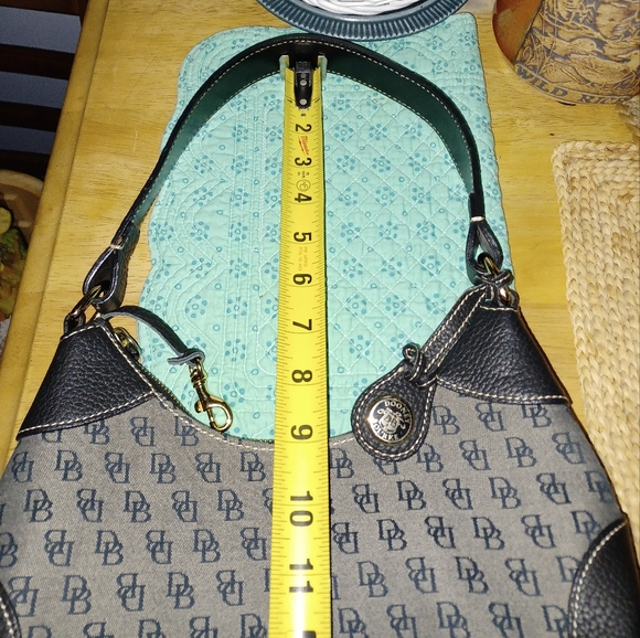 Dooney & Bourke H4 012724 Monogram Black/Gray small shoulder Bag - Picture 16 of 16